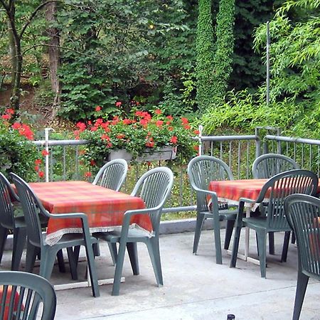 Hotel De L'Ours Вюйтбеф Экстерьер фото