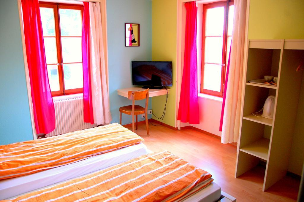 Hotel De L'Ours Вюйтбеф Экстерьер фото